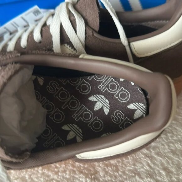 NWT Women's Adidas Handball Spezial Shoes Brown White - Picture 3 of 7